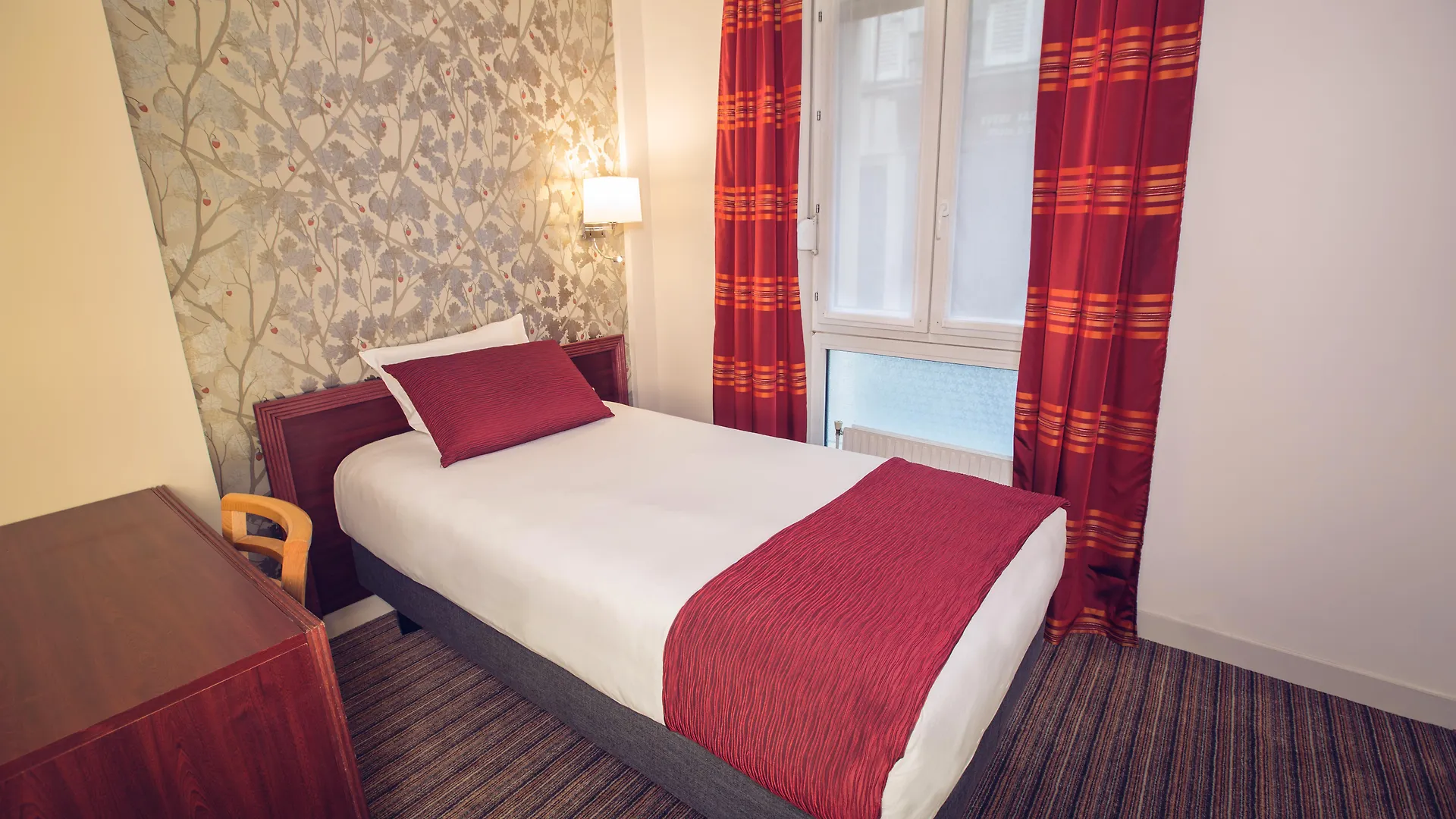 Hotel Timhotel Gare De Lyon 3*