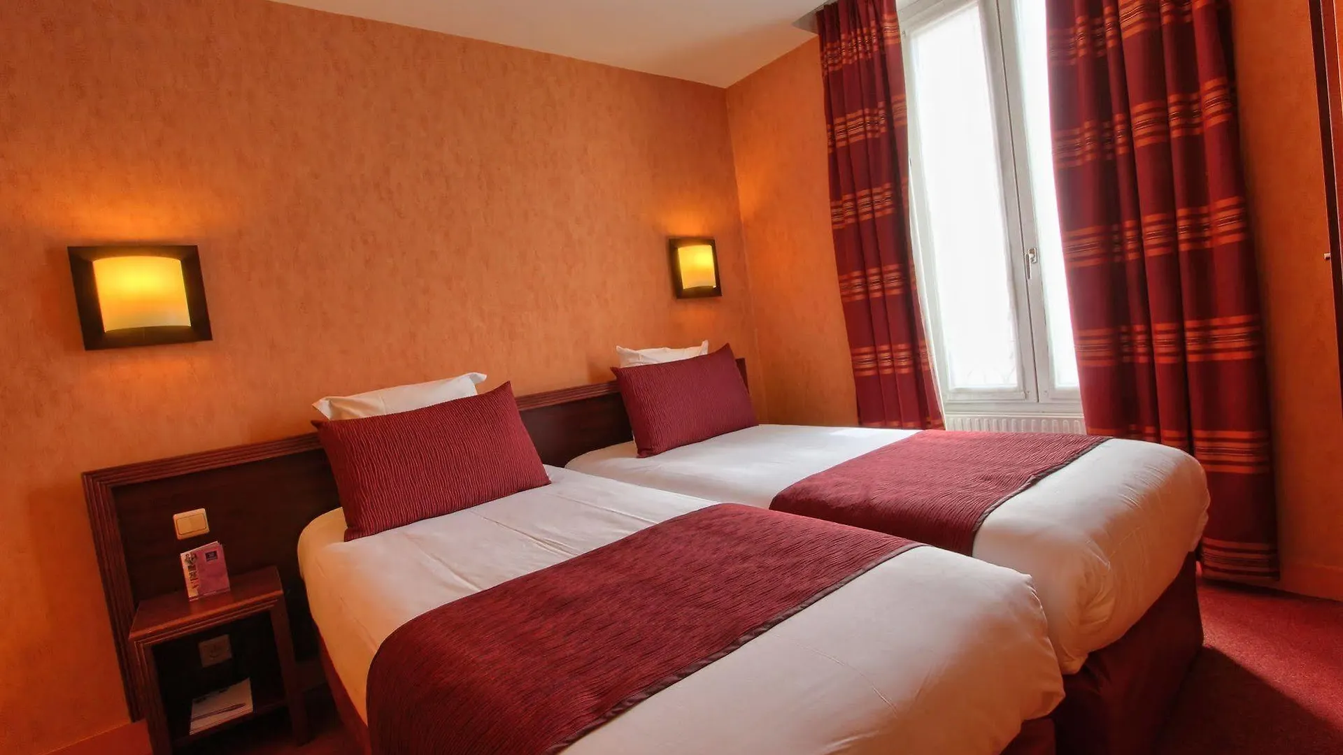 Hotel Timhotel Gare De Lyon 3*